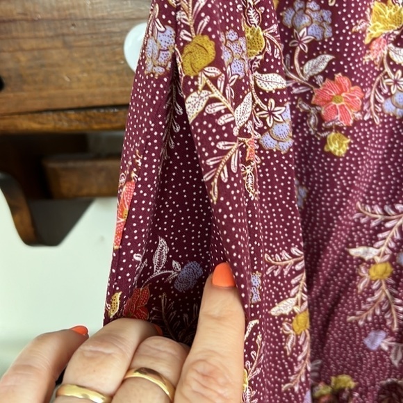 MAURICES Burgundy/Gold/Orange/Lavender Floral Dress w/Ruffle Hem, Size XS, GUC. - Picture 7 of 9